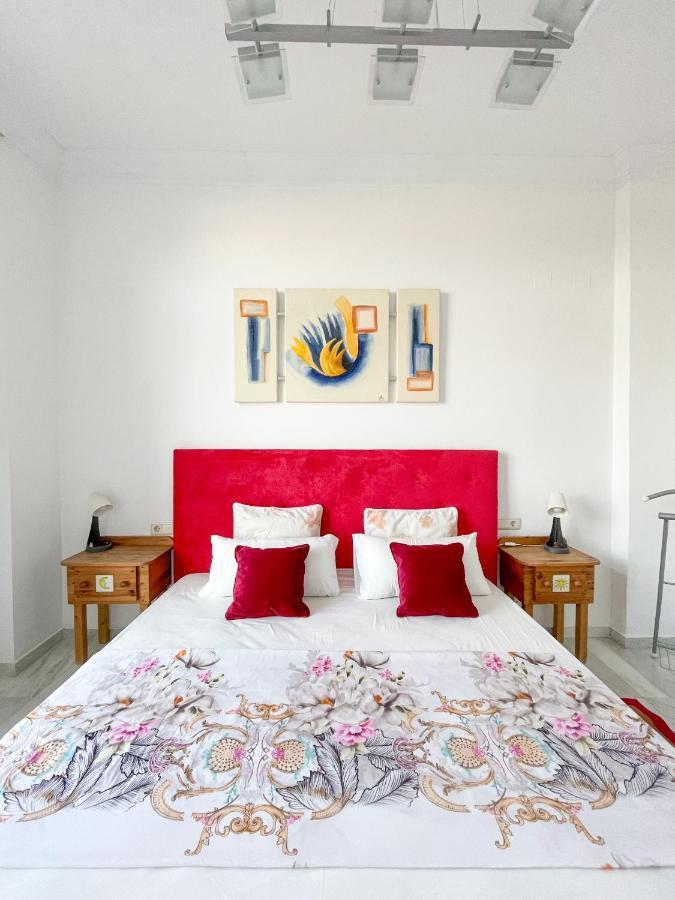 Modern Three-Level Apartment Near The Sea Benalmádena Zewnętrze zdjęcie