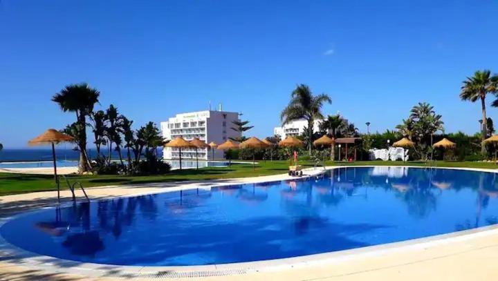 Modern Three-Level Apartment Near The Sea Benalmádena Zewnętrze zdjęcie